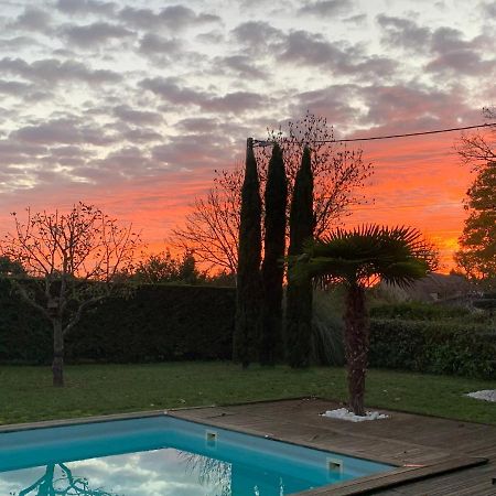 Le Lagon Jargeau Esterno foto