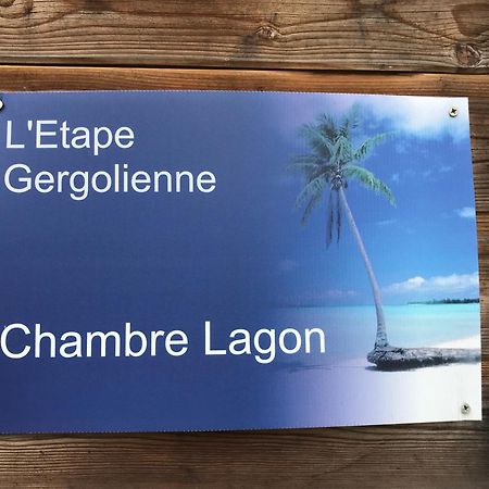 Le Lagon Jargeau Esterno foto